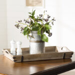 Elio Metal Table Vase - Image 8