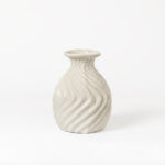 Handcrafted White Bud Shaped Ecomix Vase with Textured Wave-design - Image 2