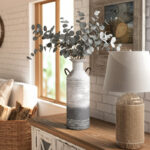 Skyla Metal Table Vase