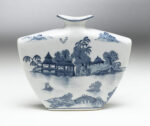 Pagoda Table Vase - Image 3