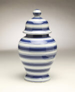 Farber Urn - Image 4